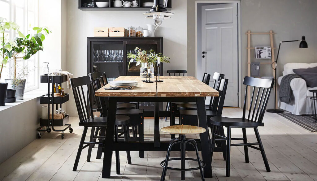 Stoły Ikea – Jak wybrać stół z Ikea stol SKOGSTA